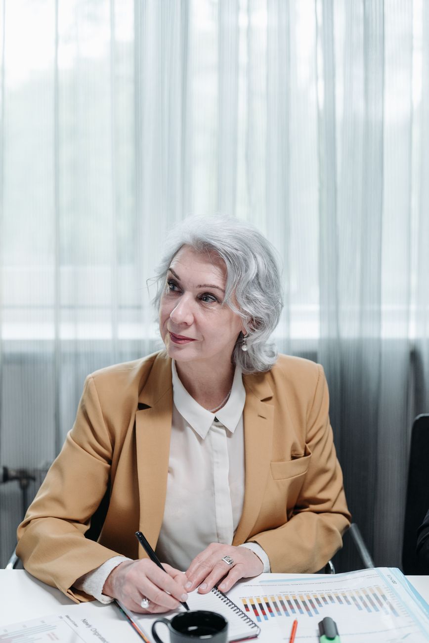 Claudia Weiß, Reinigung & Logistik